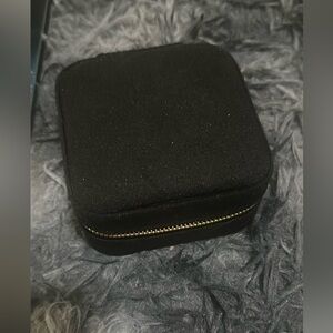 Chic Black Velvet Jewelry Case